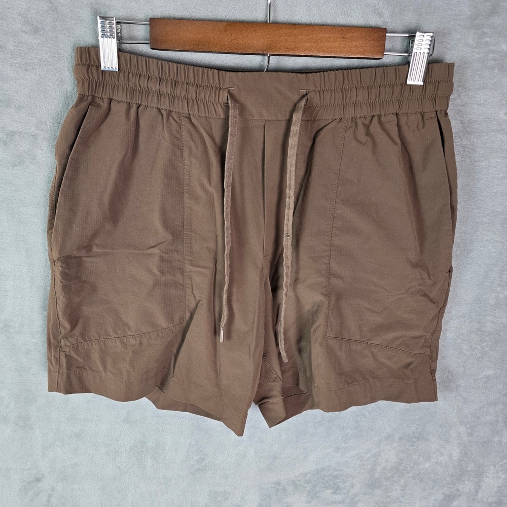 Lululemon Stroll at Sundown Shorts Brown Ripstop Elastic Waist Athletic Size 8